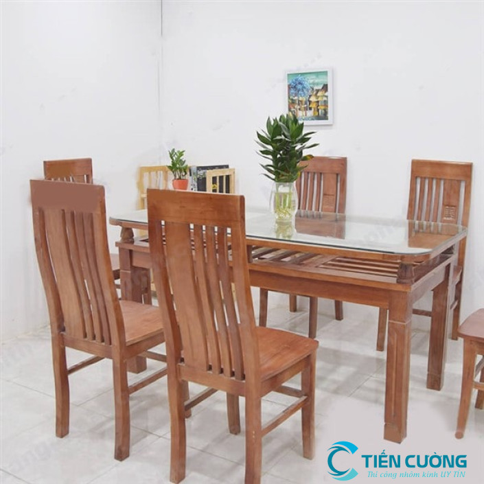 Cắt Kính Mặt Bàn Ăn TPHCM