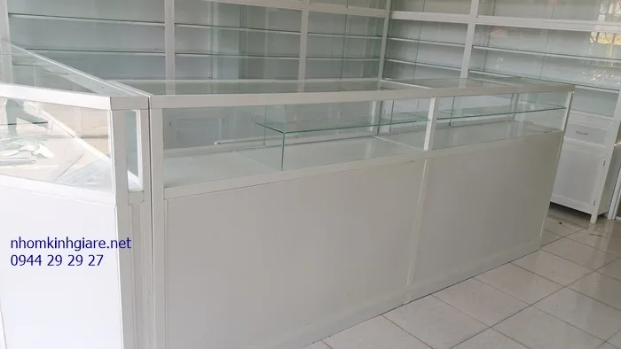 3 Lưu Ý Khi Thi Công Tủ Quầy Thuốc Tây 3 chuyen-dong-tu-thuoc-tay