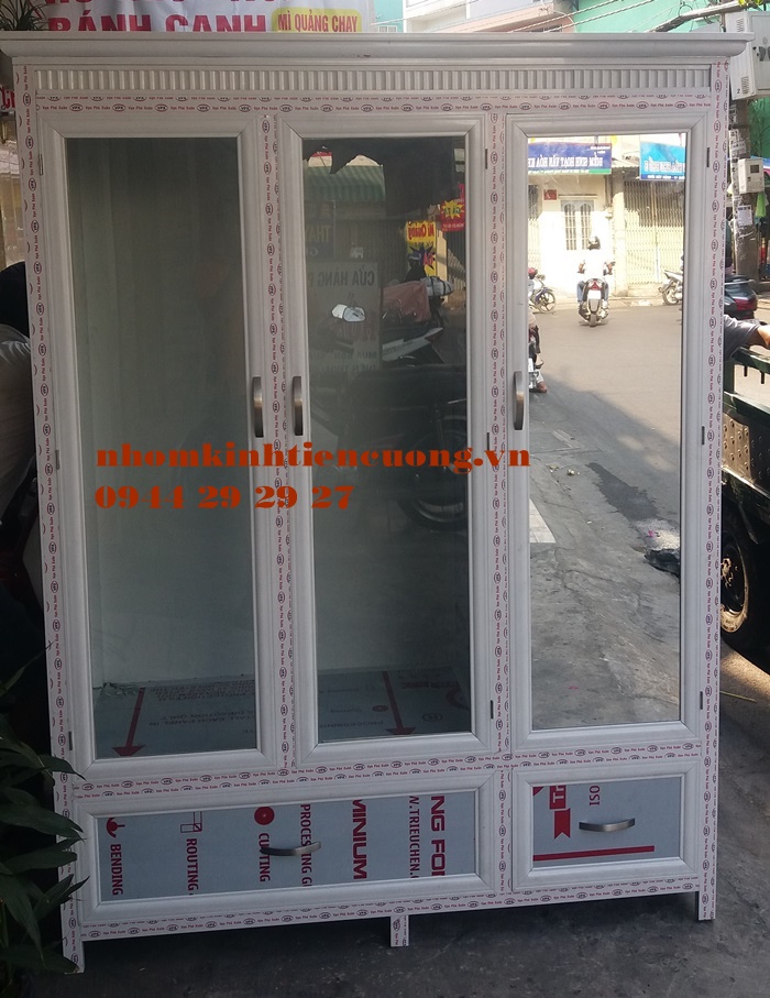 tu-quan-ao-son-tinh-diẹn "Mẫu