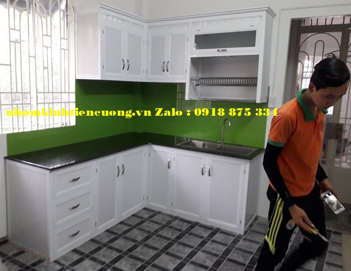 Tủ Bếp Nhôm Sơn Tĩnh Điện