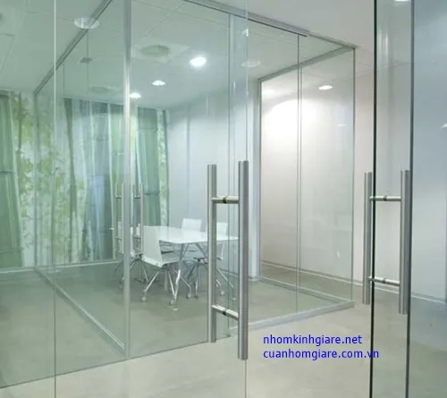 Mẫu Cửa Kính Cường Lực Đẹp Cùng Phụ Kiện Khóa Cao Cấp