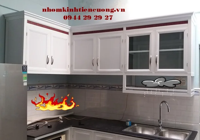 Tủ bếp nhôm kính giá bao nhiêu?