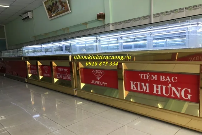 đóng tủ vàng bạc, tủ trưng bày trang sức
