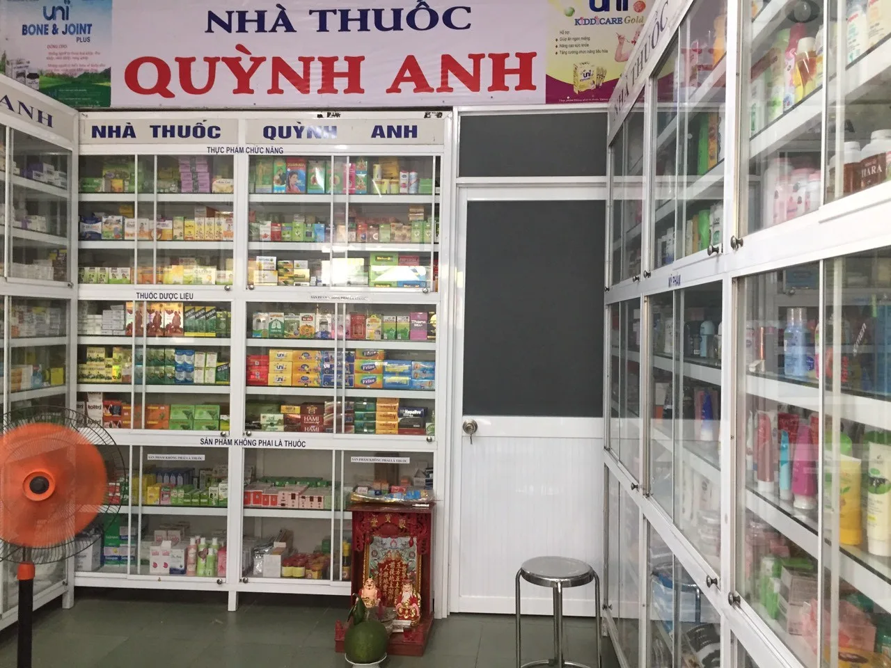 Chuyên đóng tủ thuốc tây