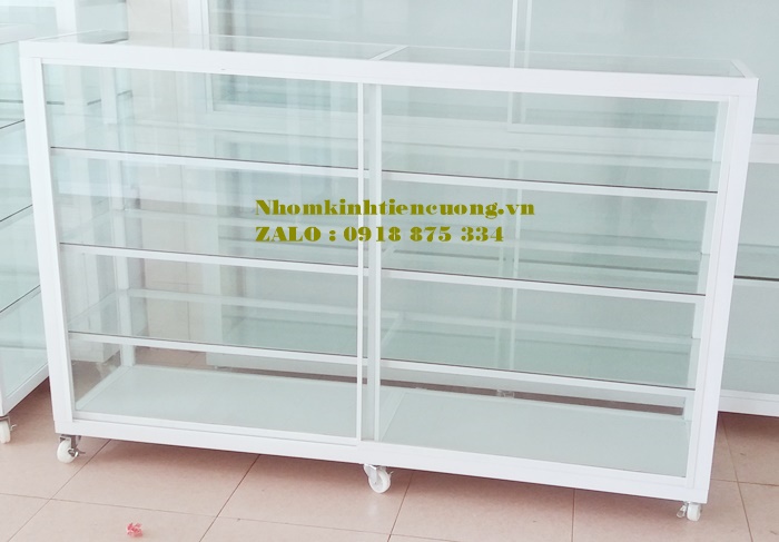 Tủ Trưng Bày Mỹ Phẩm