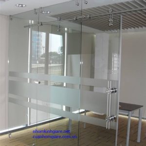 vach-ngan-kinh-cuong-luc-tphcm