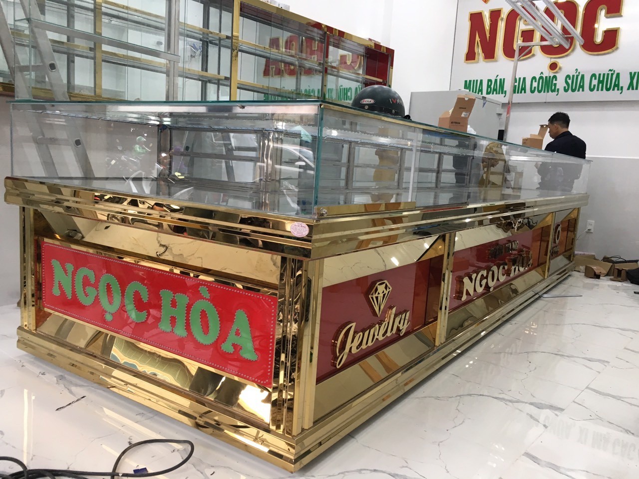 Đóng Tủ Vàng Bạc 5